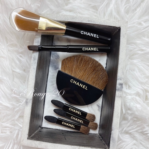 Chanel mini travel brush 6pcs set - Picture 1 of 8